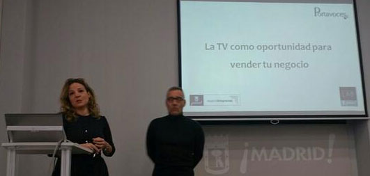 Susana Burgos promocionandose a si misma